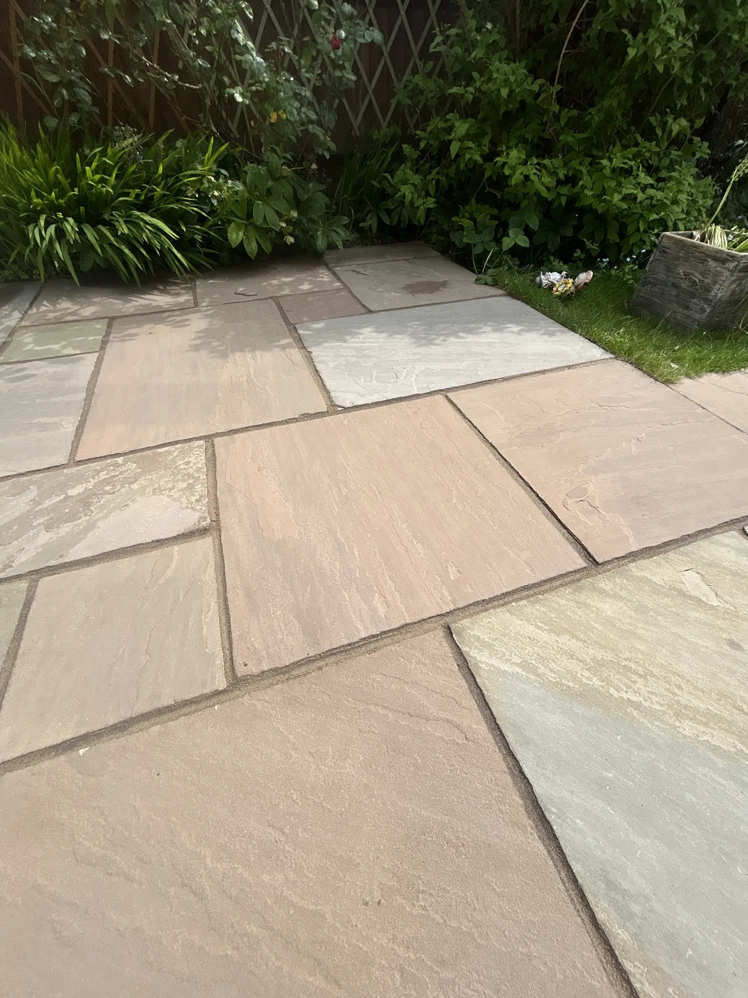 Indian sandstone patio after pressure washing in Hertfordshire
